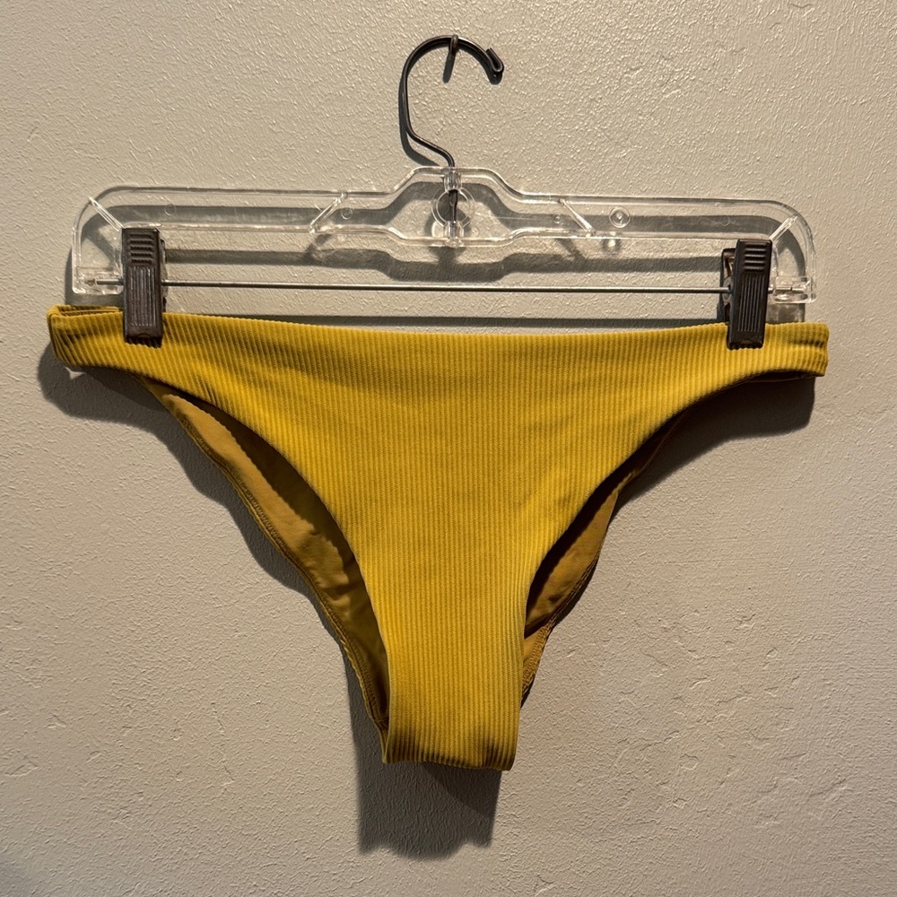 Lululemon Mustard Yellow Ribbed Cheeky Bikini Swim Swimsuit Bottoms Bottom